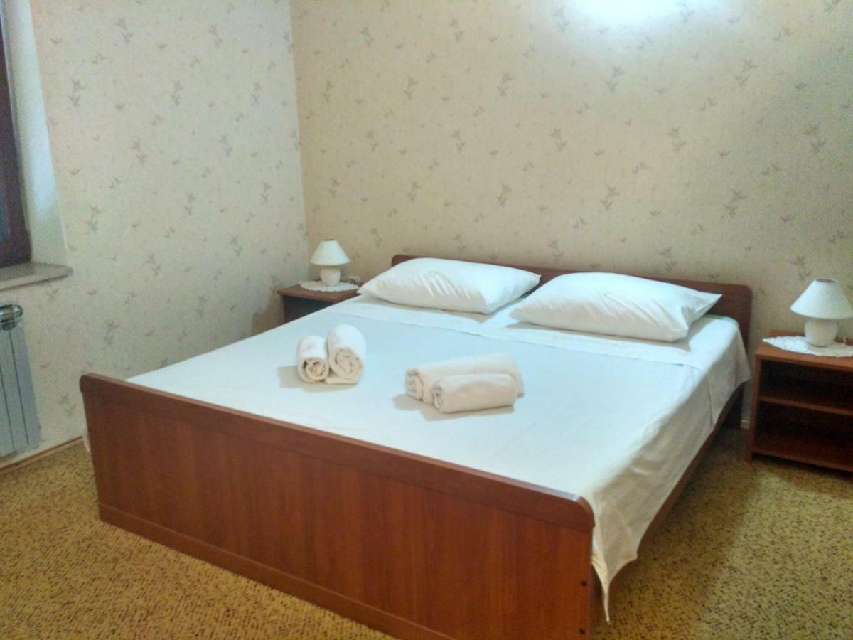 Apartmani Tonica Sukošan Exterior foto