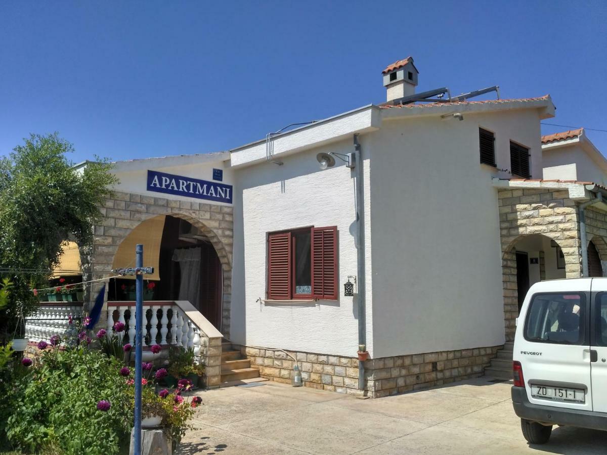 Apartmani Tonica Sukošan Exterior foto