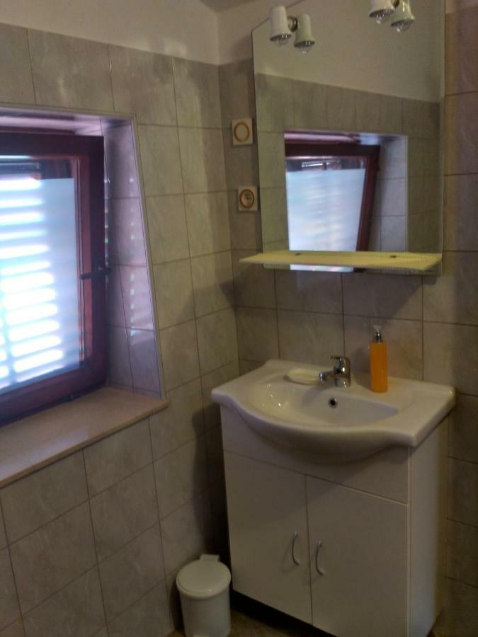Apartmani Tonica Sukošan Exterior foto